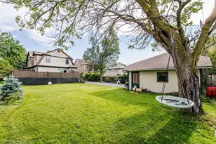 109 W North St, Peotone, IL 60468 - Photo 6