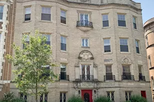 1055 W North Shore Ave, Chicago, IL 60626 - Photo 1