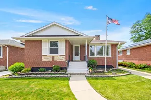 1606 Kensington Ave, Westchester, IL 60154 - Photo 1