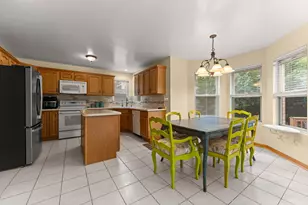 5441 Christopher Dr, Oak Forest, IL 60452 - Photo 18