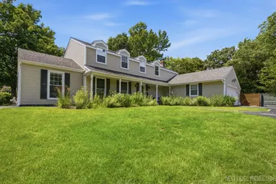 5N638 Jens Jensen Lane, Saint Charles, IL 60175 - Photo 2