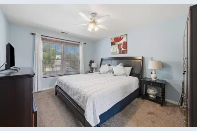 1719 Autumn Avenue #C, Schaumburg, IL 60193 - Photo 14