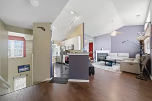 1719 Autumn Ave, Schaumburg, IL 60193 - Photo 10