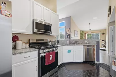 1719 Autumn Avenue #C, Schaumburg, IL 60193 - Photo 8