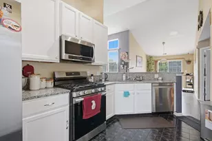 1719 Autumn Ave, Schaumburg, IL 60193 - Photo 8