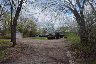805 E Palatine Rd, Palatine, IL 60074 - Photo 2