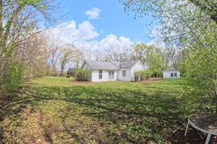 805 E Palatine Rd, Palatine, IL 60074 - Photo 8