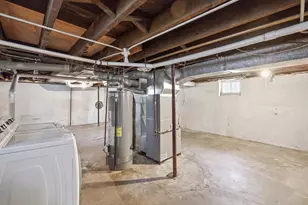 344 N Worth Ave, Elgin, IL 60123 - Photo 22