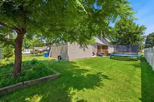 344 N Worth Ave, Elgin, IL 60123 - Photo 26