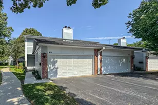 416 Swallow Ln, Deerfield, IL 60015 - Photo 1