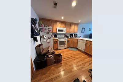 867 W Buckingham Place #3, Chicago, IL 60657 - Photo 2