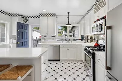 5940 N Knox Avenue, Chicago, IL 60646 - Photo 8