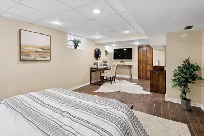 5940 N Knox Avenue, Chicago, IL 60646 - Photo 22