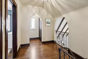 5940 N Knox Ave, Chicago, IL 60646 - Photo 14