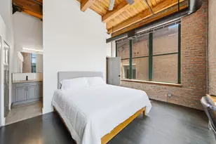 331 S Peoria St, Chicago, IL 60607 - Photo 10