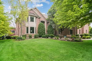 8 Rose Ln, Hawthorn Woods, IL 60047 - Photo 1