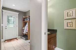 8 Rose Ln, Hawthorn Woods, IL 60047 - Photo 18