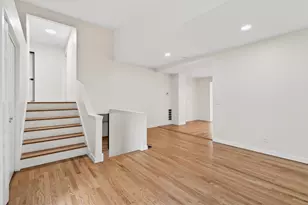 33 Valewood Rd, West Chicago, IL 60185 - Photo 6