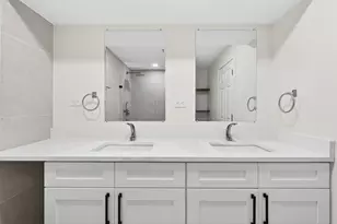 33 Valewood Rd, West Chicago, IL 60185 - Photo 22