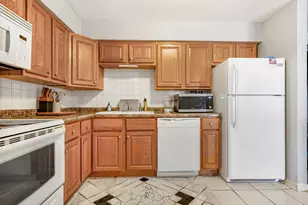 107 W Elk Trail, Carol Stream, IL 60188 - Photo 10