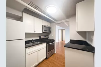 5748 N Winthrop Avenue #001, Chicago, IL 60660 - Photo 2