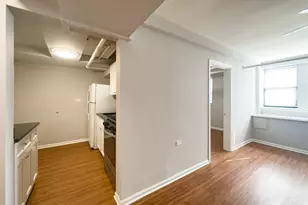 5748 N Winthrop Ave, Chicago, IL 60660 - Photo 10