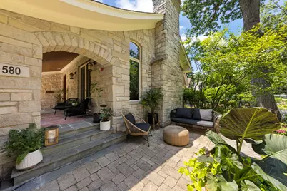 580 Lee Street, Glen Ellyn, IL 60137 - Photo 2
