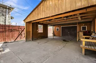 4440 N Kasson Ave, Chicago, IL 60630 - Photo 26