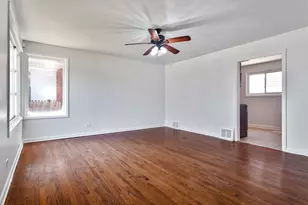 446 Oak St, Des Plaines, IL 60016 - Photo 2