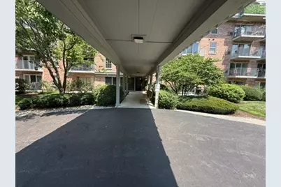 5125 Blodgett Avenue #415T, Downers Grove, IL 60515 - Photo 2