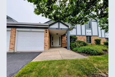 9318 Montgomery Drive #9318, Orland Park, IL 60462 - Photo 2
