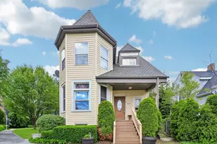 2134 Grove Ave, North Chicago, IL 60064 - Photo 1