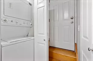 2307 W Haddon Ave, Chicago, IL 60622 - Photo 14