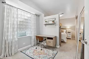 2307 W Haddon Ave, Chicago, IL 60622 - Photo 10