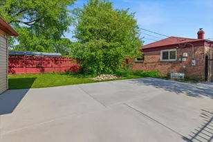 12538 S Justine St, Calumet Park, IL 60827 - Photo 24
