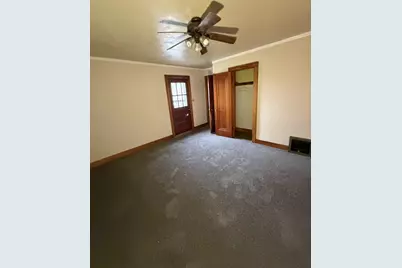 140 S 4th Street, Albion, IL 62806 - Photo 8