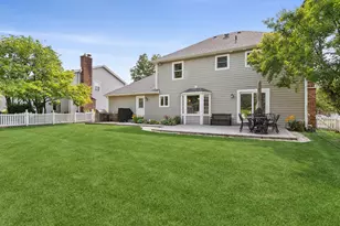 1137 Hyde Park Ln, Naperville, IL 60565 - Photo 28