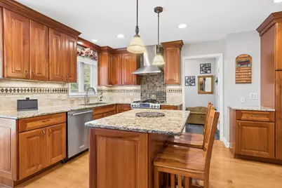 1137 Hyde Park Lane, Naperville, IL 60565 - Photo 8