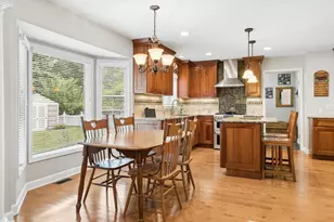 1137 Hyde Park Ln, Naperville, IL 60565 - Photo 12