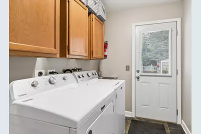 1137 Hyde Park Lane, Naperville, IL 60565 - Photo 16