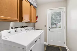 1137 Hyde Park Ln, Naperville, IL 60565 - Photo 16