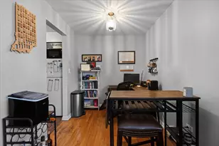 541 W Oakdale Ave, Chicago, IL 60657 - Photo 4