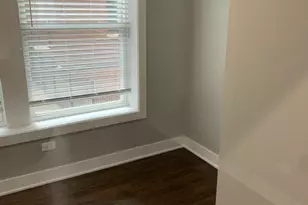 709 W Barry Ave, Chicago, IL 60657 - Photo 10