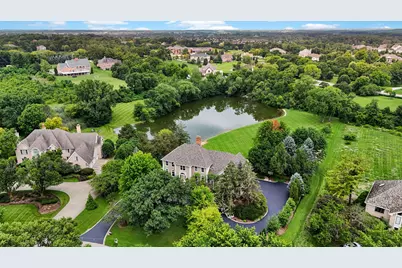 8 Lakeside Drive, South Barrington, IL 60010 - Photo 6