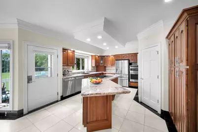 8 Lakeside Drive, South Barrington, IL 60010 - Photo 18
