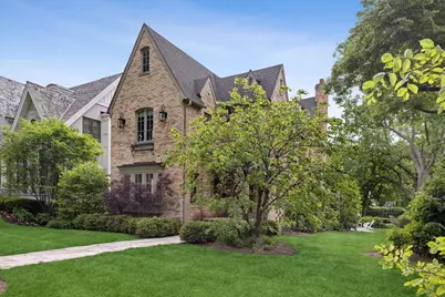 704 S Lincoln Street, Hinsdale, IL 60521 - Photo 2