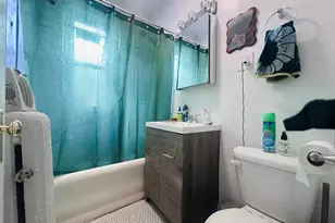 635 W Roscoe St, Chicago, IL 60657 - Photo 6