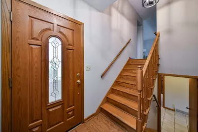 2S557 Bliss Road, Sugar Grove, IL 60554 - Photo 2
