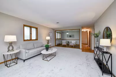 2S557 Bliss Road, Sugar Grove, IL 60554 - Photo 4