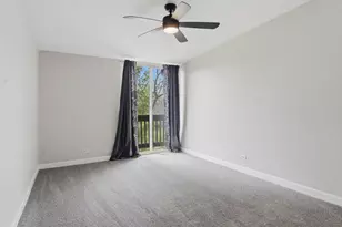 5500 Hillcrest Ln, Lisle, IL 60532 - Photo 10